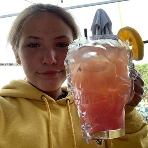 Meet your Posher, Maliya